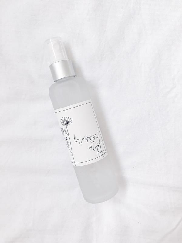 Uplift body, mind + soul. Discover positivity, peace of mind, optimism, and abundance with this cheerful mist.