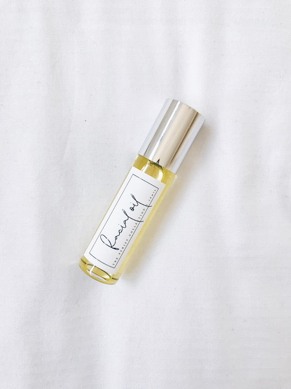 Balance, hydrate, treat + repair skin with this oil, infused with medicinal herbs for skin health + healing. Our Facial Oil is formulated to tone skin, calm redness + irritation, and protect against the effects of ageing. Gentle + easily absorbed, this treatment oil is rich in antioxidant, anti-inflammatory + antibacterial ingredients.